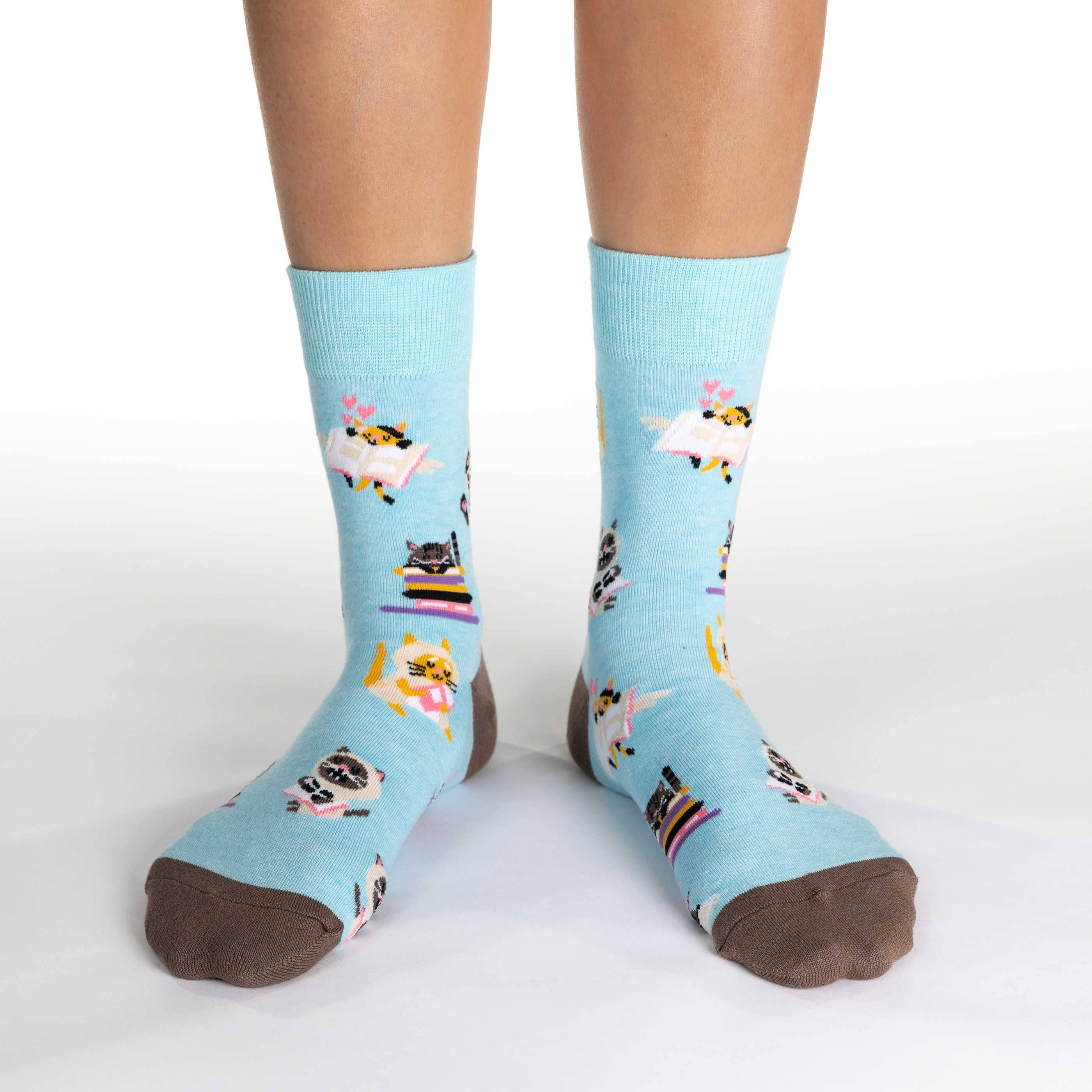 Women's Reading Cats Socks: Shoe Size 5-9