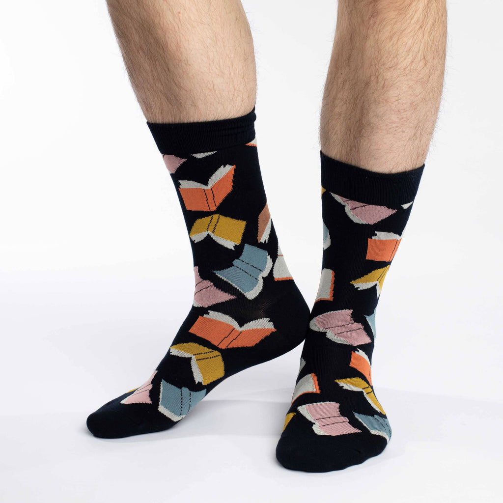 Flying Books Socks: Shoe Size 7-12