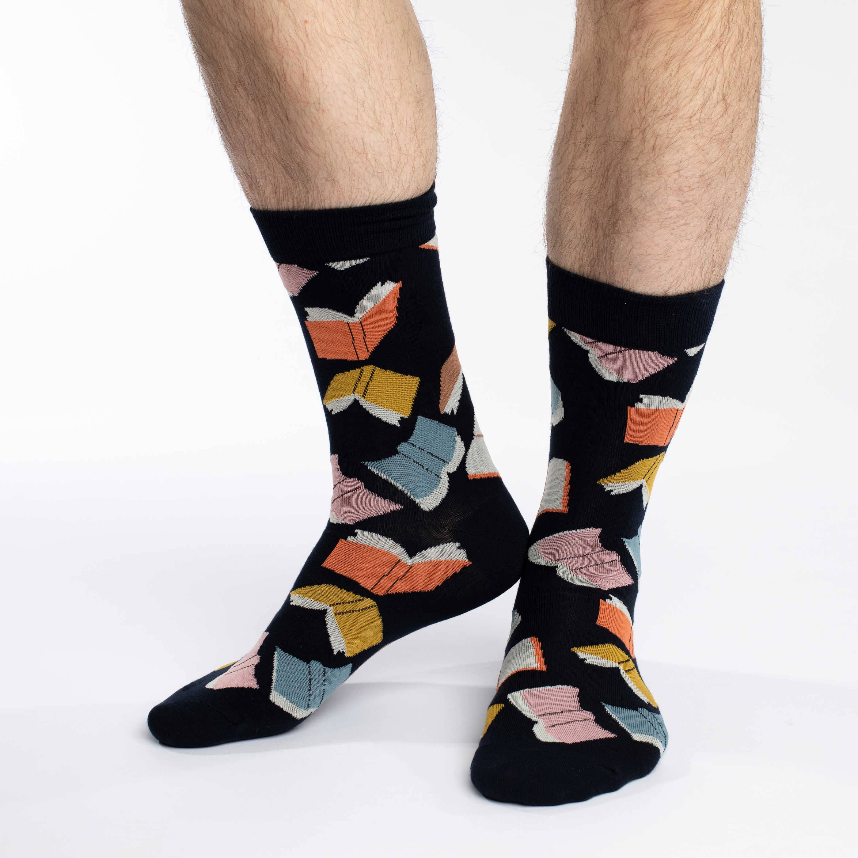 Flying Books Socks: Shoe Size 7-12