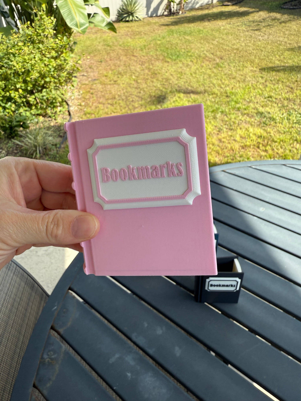 Decorative Bookmark Holder | Bookshelf Decor: Pink