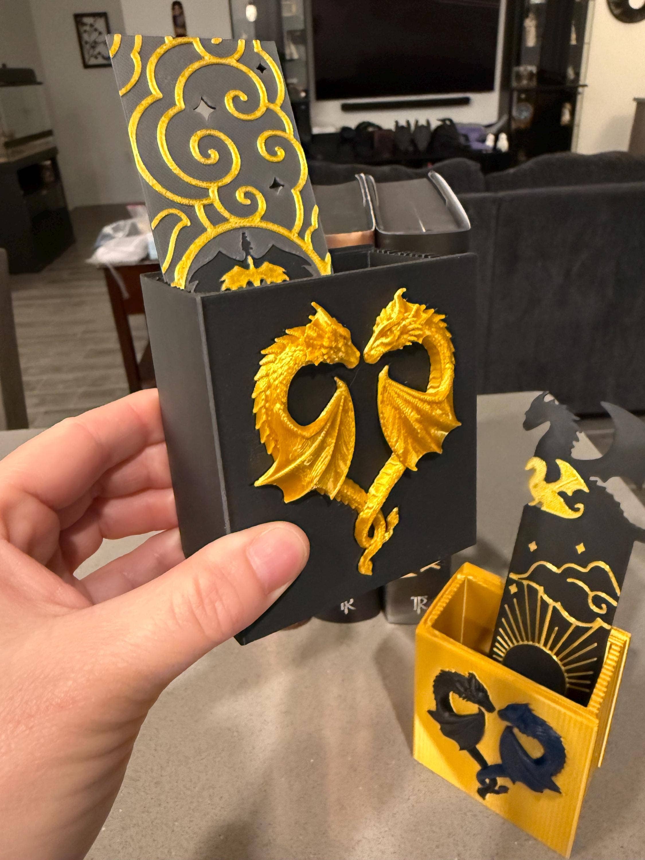 Dragon Heart Bookmark Holder | Bookmarks | Fantasy |: Gold / Black