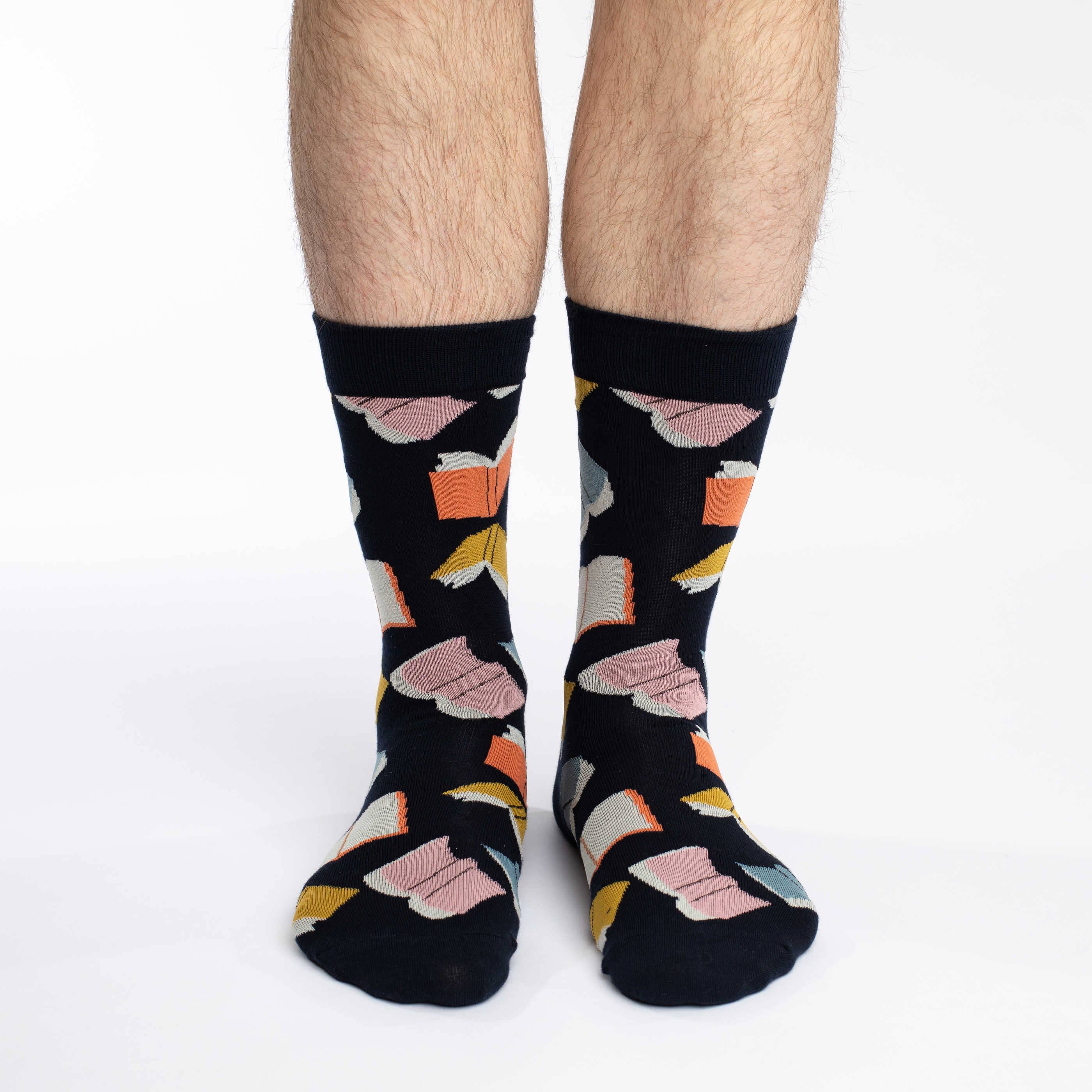 Flying Books Socks: Shoe Size 7-12