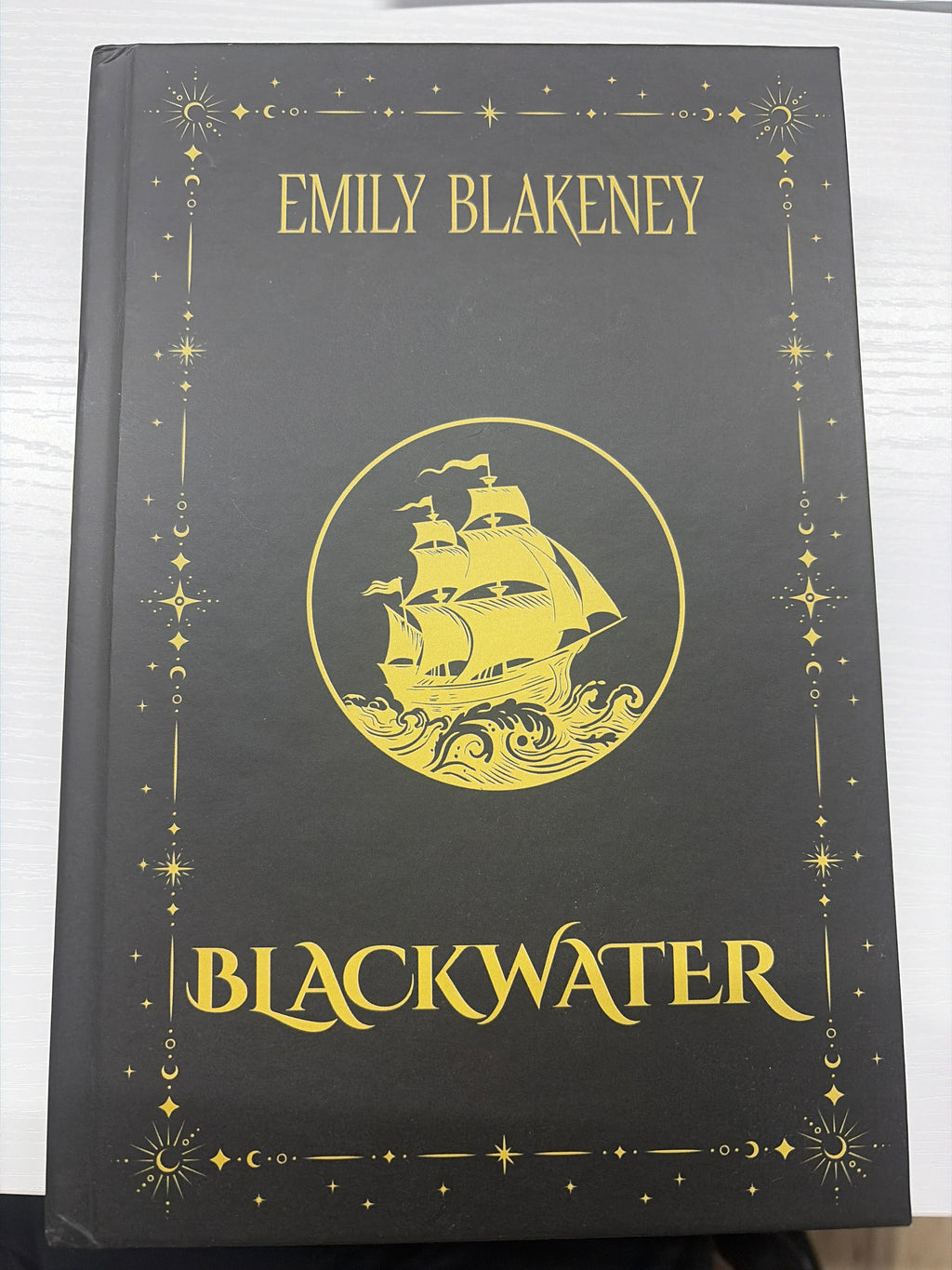 Blackwater (Hardcover) *signed with art*
