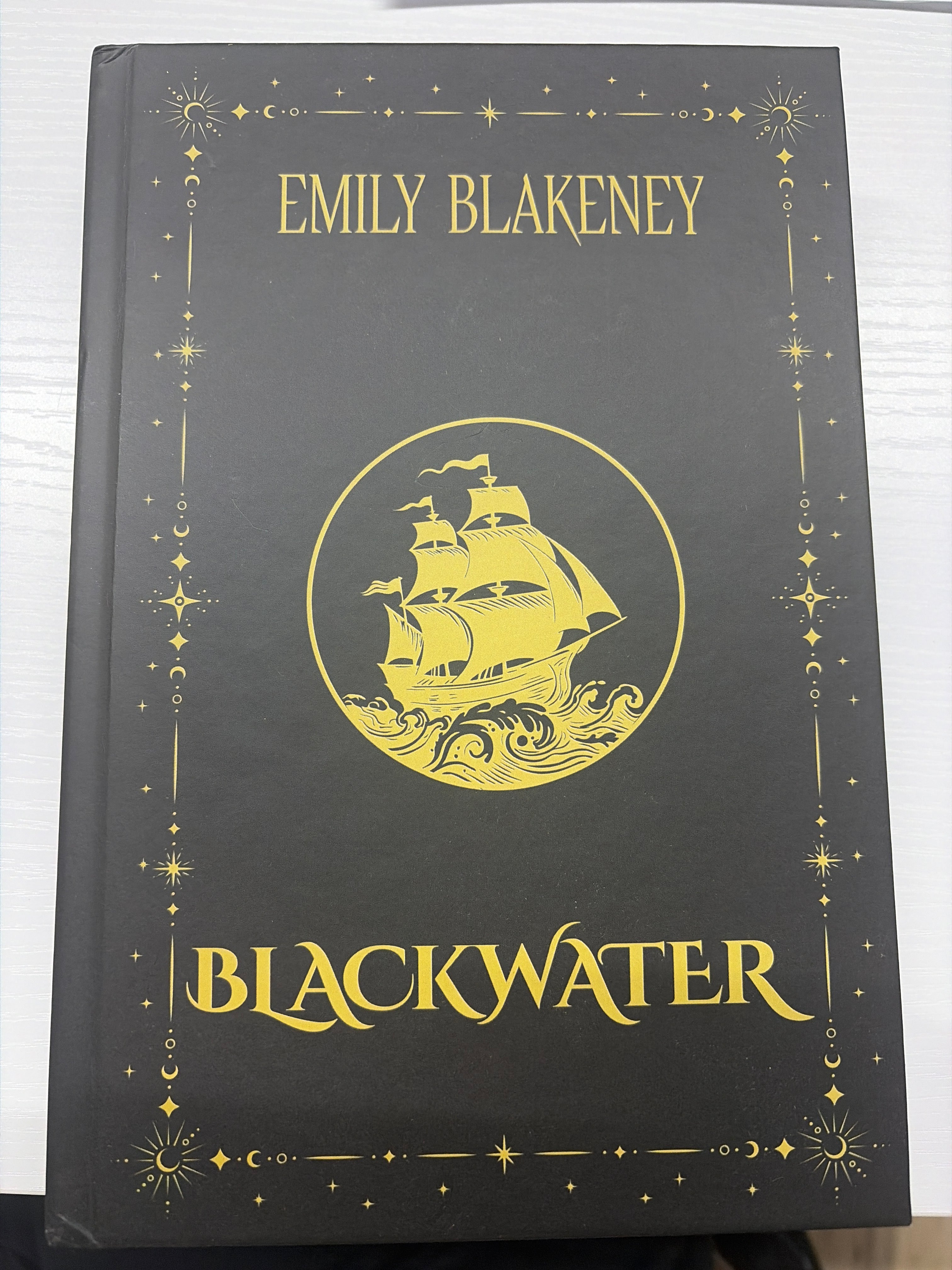Blackwater (Hardcover) *signed with art*