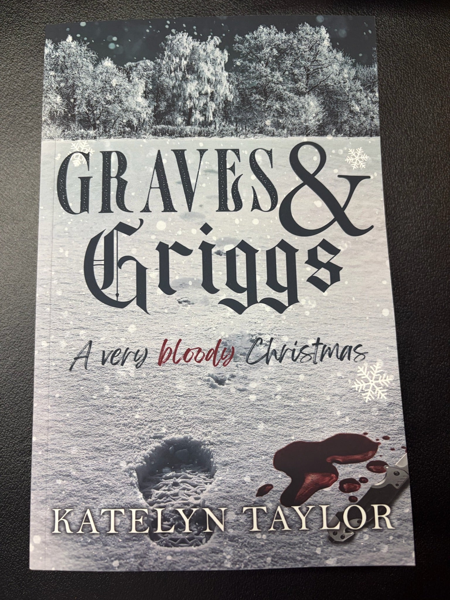 Graves & Griggs: A Very Blood Christmas