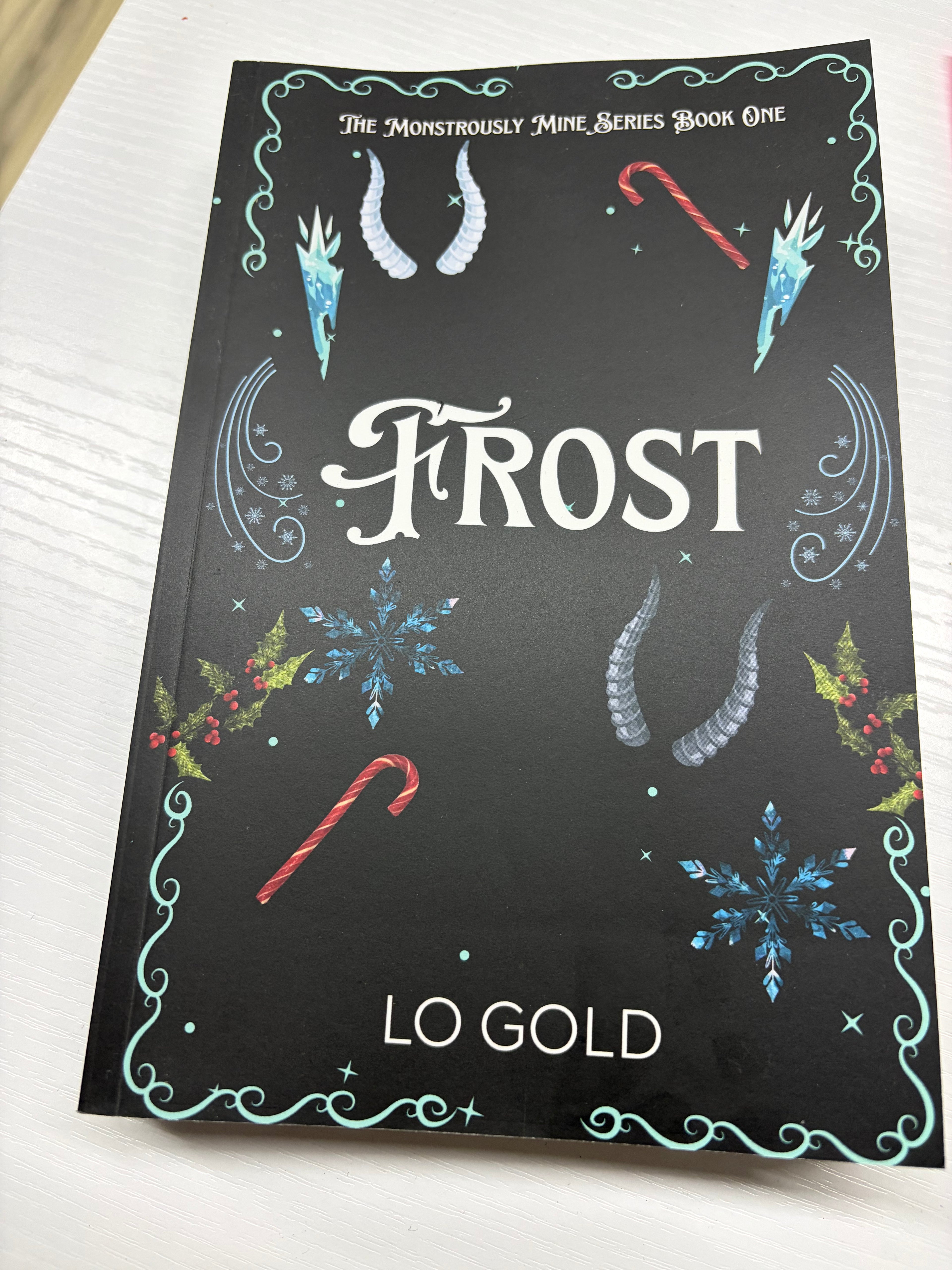 Frost (SE - signed with art- black pages)