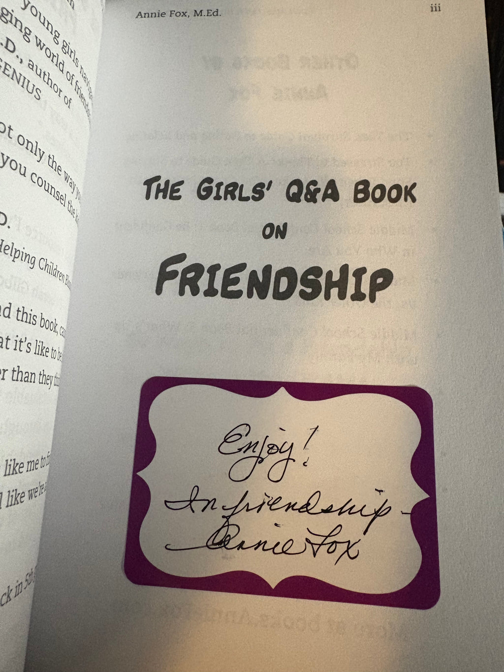 The Girls' Q&A Book on Friendship: 50 Ways to Fix a Friendship Without ...