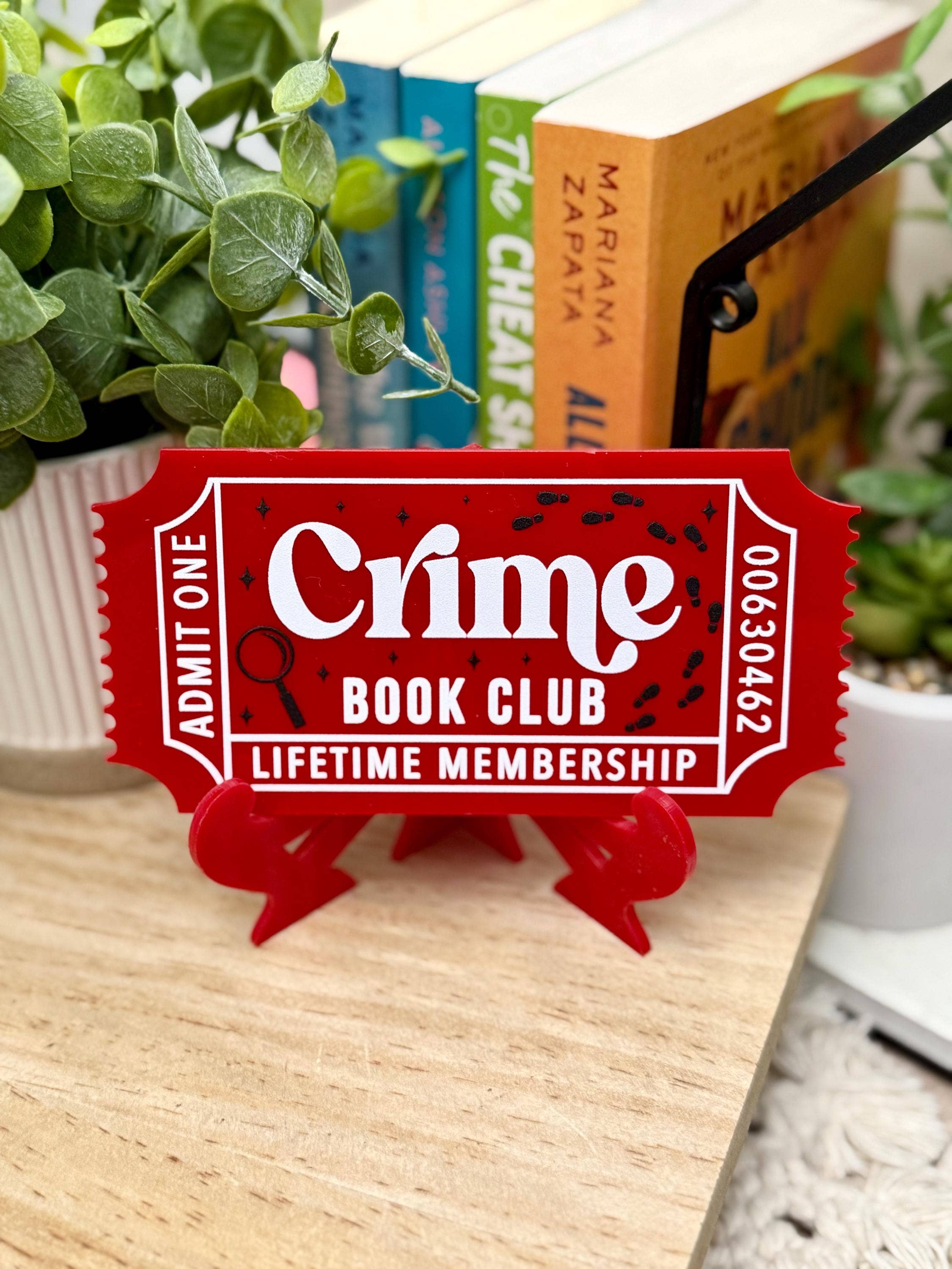Thriller & Crime Bookshelf Decor with Reading Tickets